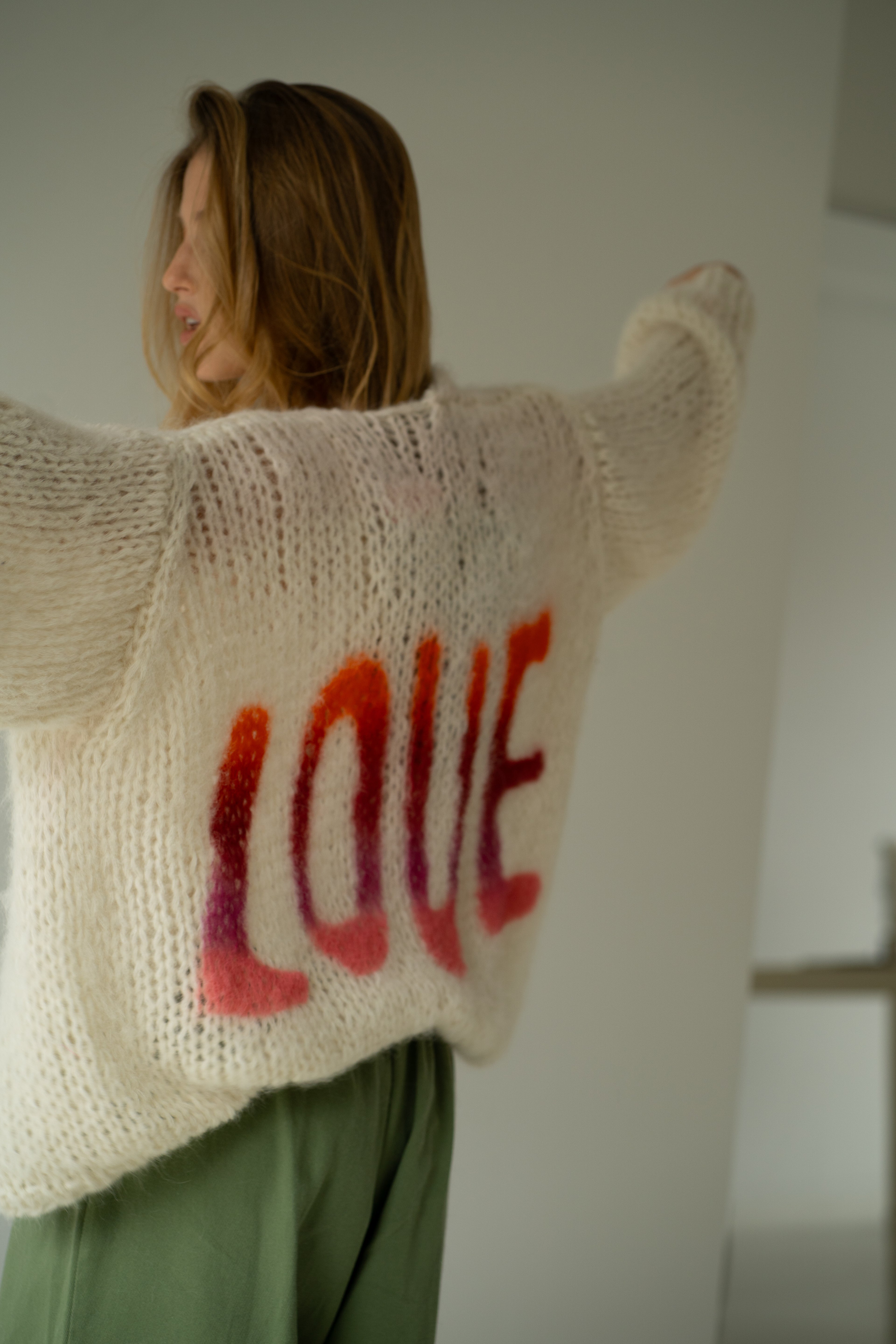 Estée LOVE Cardigan - Off White Multi Color